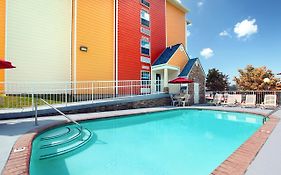 Microtel Inn & Suites by Wyndham Pigeon Forge